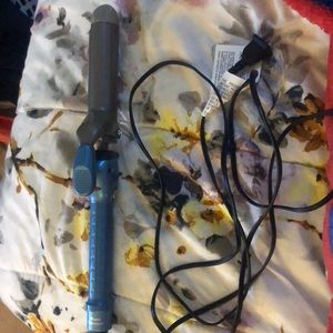 Babylist’s Pro Curling Iron